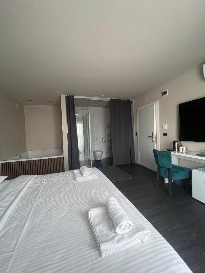 Hotel Forty Two Zagreb Luaran gambar